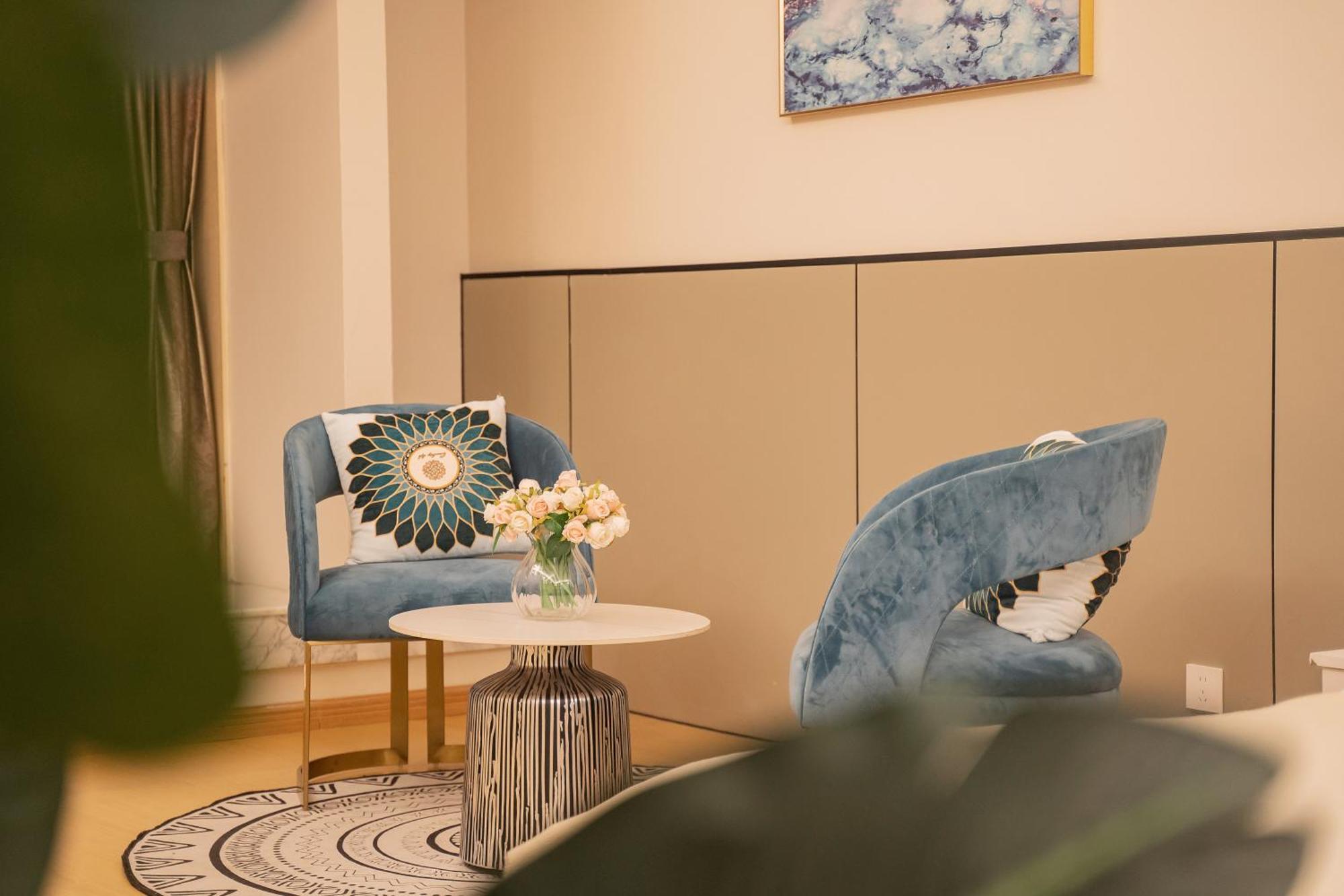 Lavande International Aparthotel Us Consulate General Guangzhou Zhujiang New Town Metro Branch - Free Shuttle Bus To Canton Fair Complex During Canton Fair Period & Free Vpn Internet Access Exterior photo